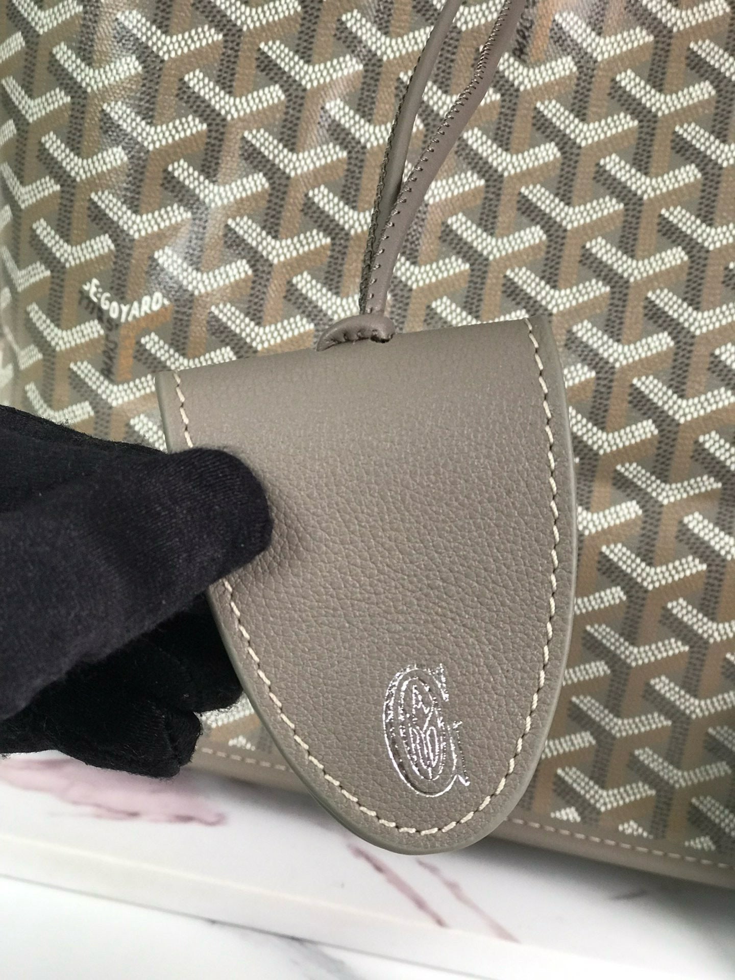 GYD Reversible Anjou