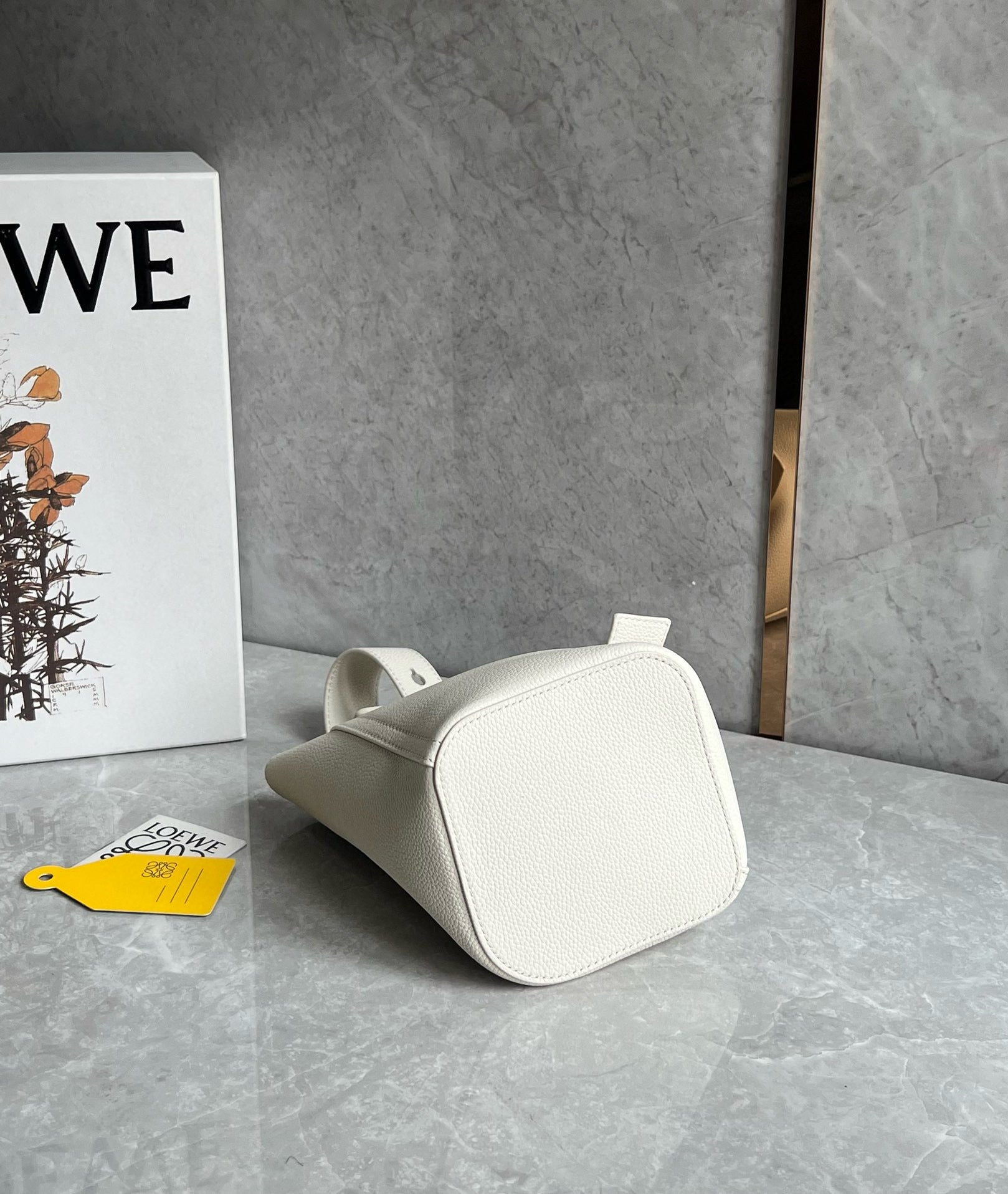 LW Mini Pebble