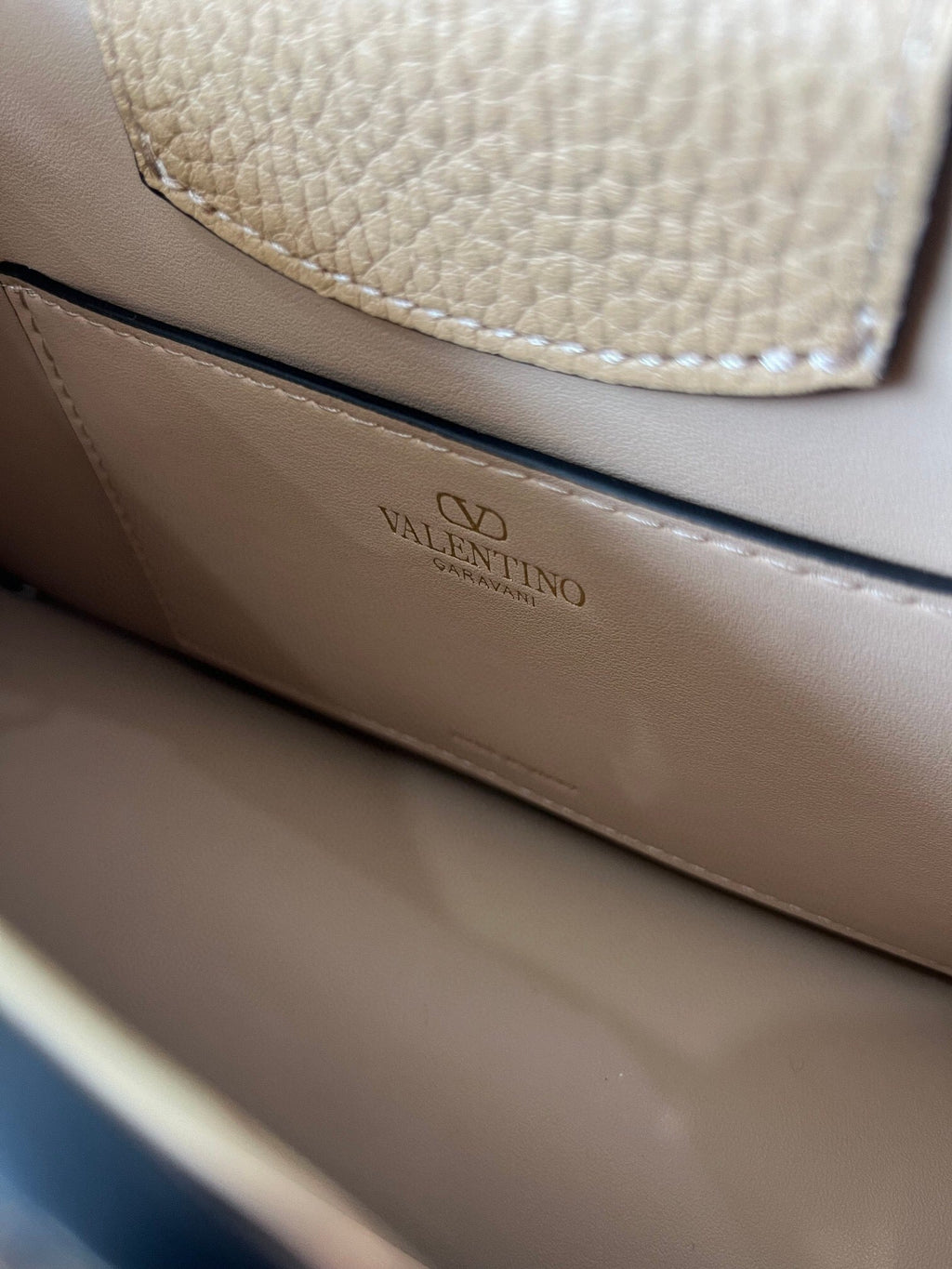 VLT Sling Bag