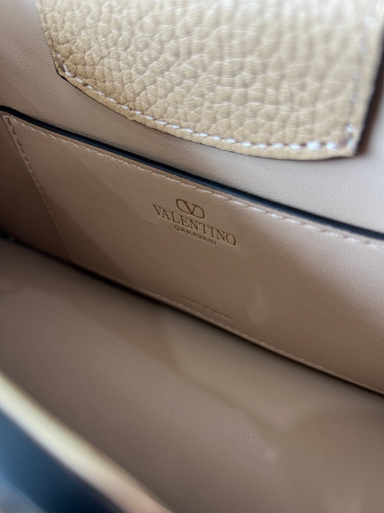 VLT Sling Bag