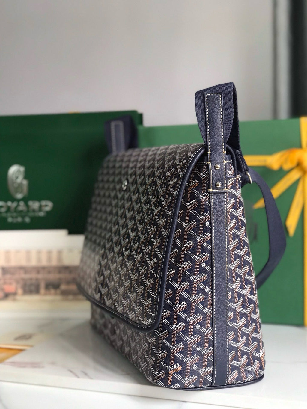 GYD Messenger Bag