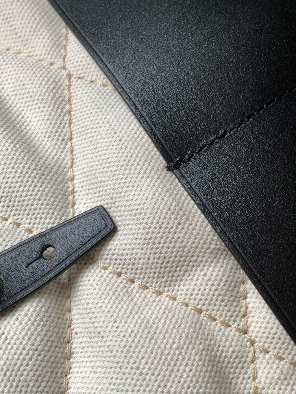 GYD Messenger Bag