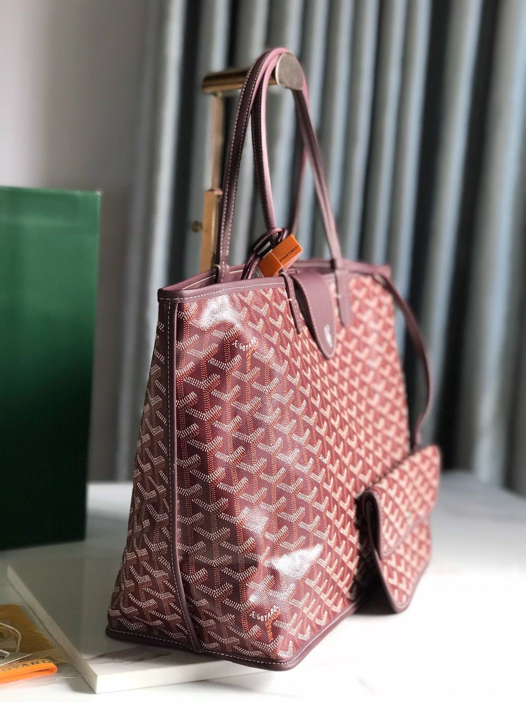 GYD Reversible Anjou