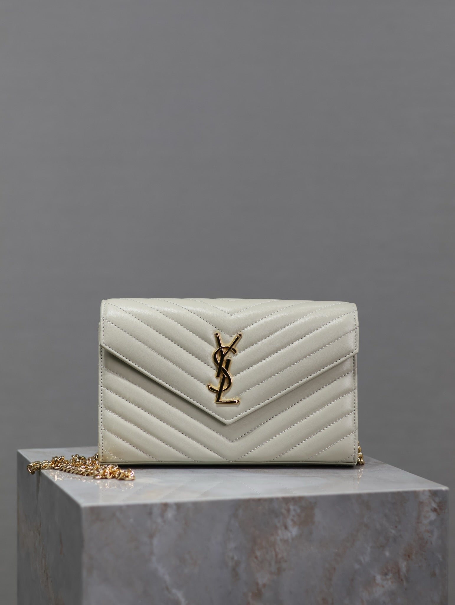 YVT Envelope