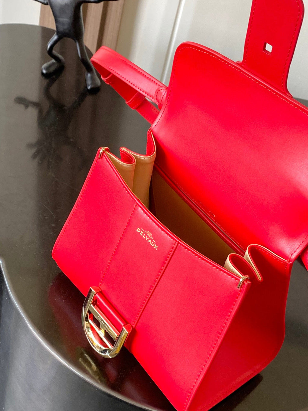 DLV Sling Bag