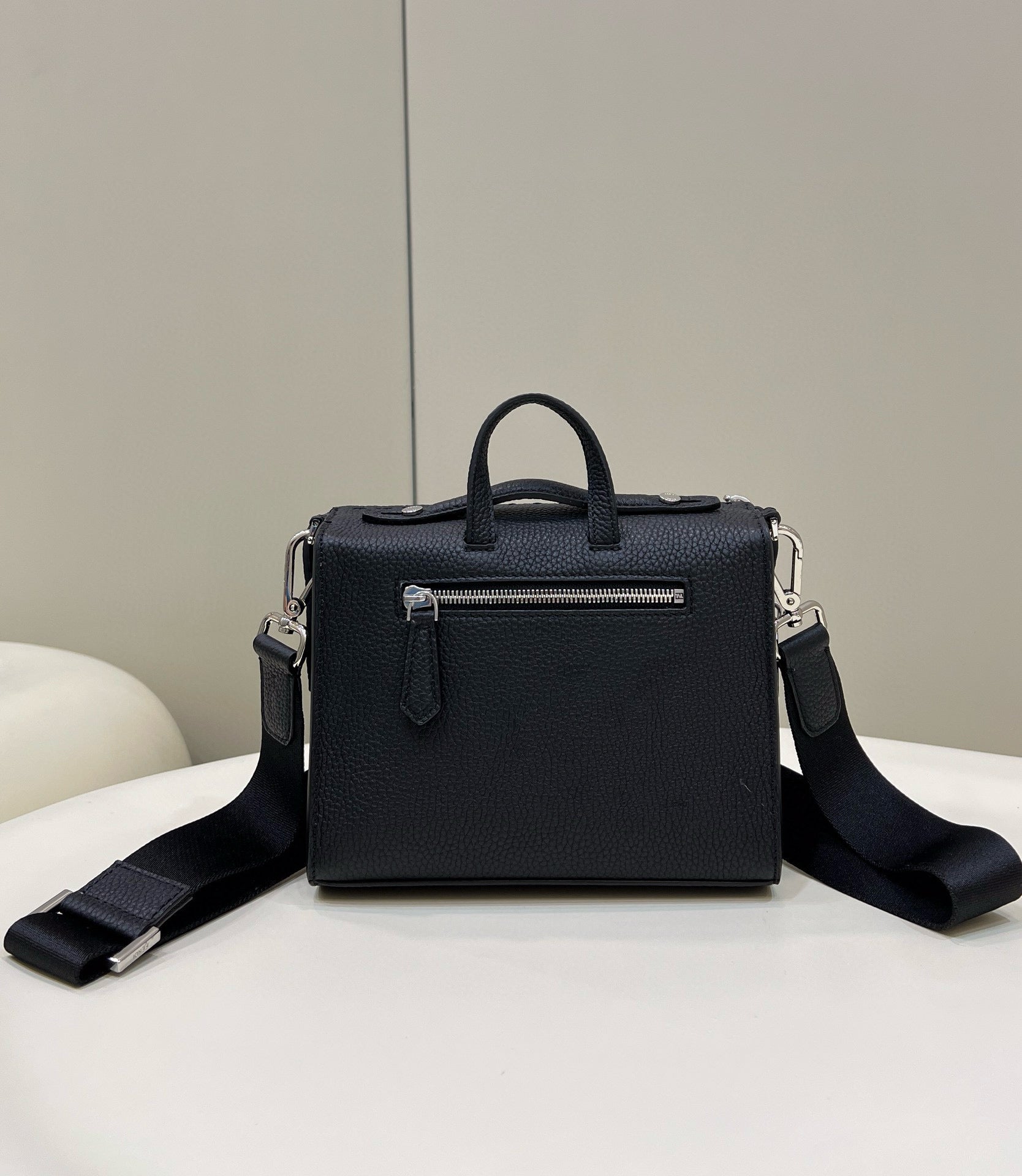 FD Peekaboo Bag
