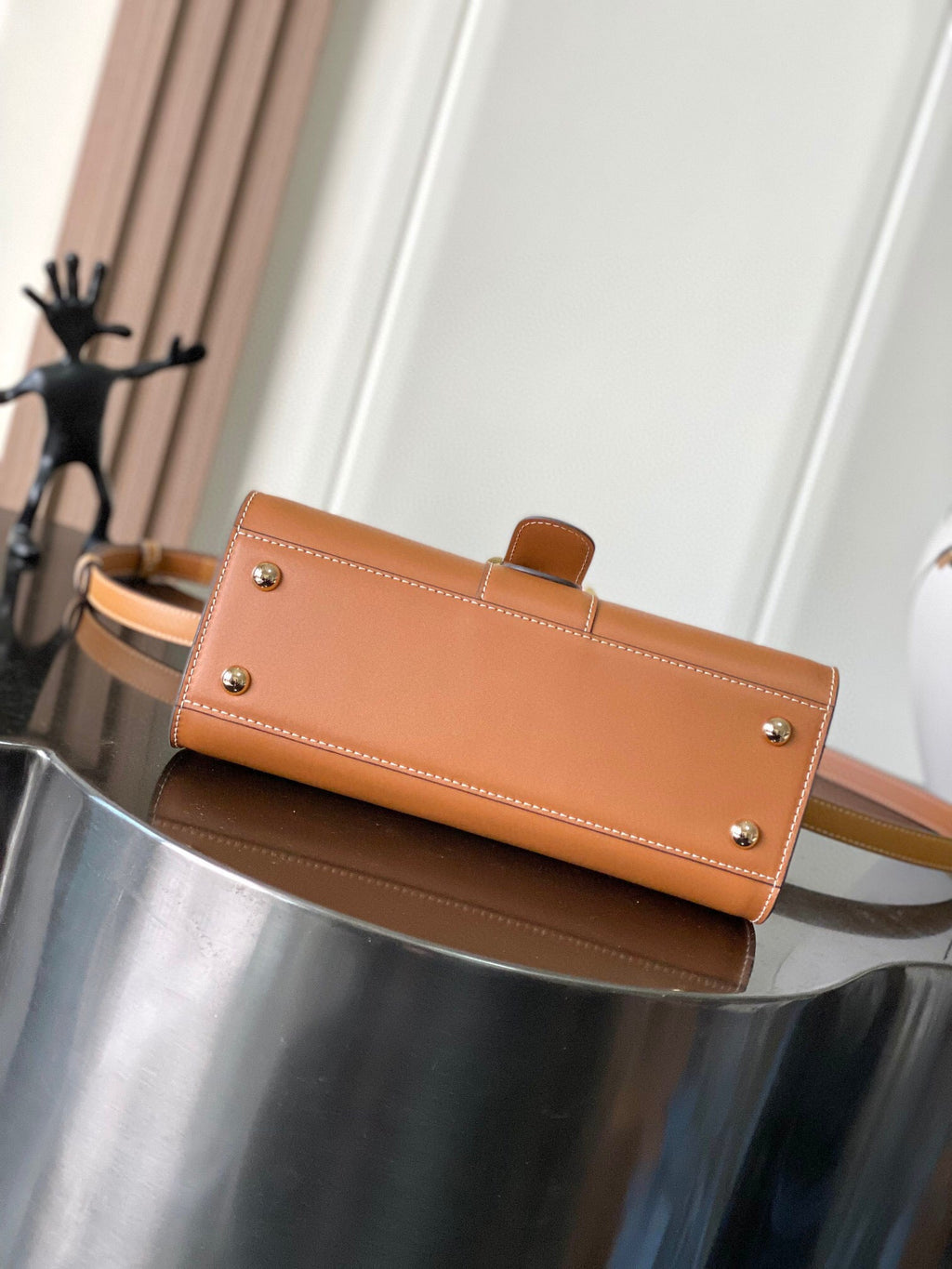 DLV Sling Bag