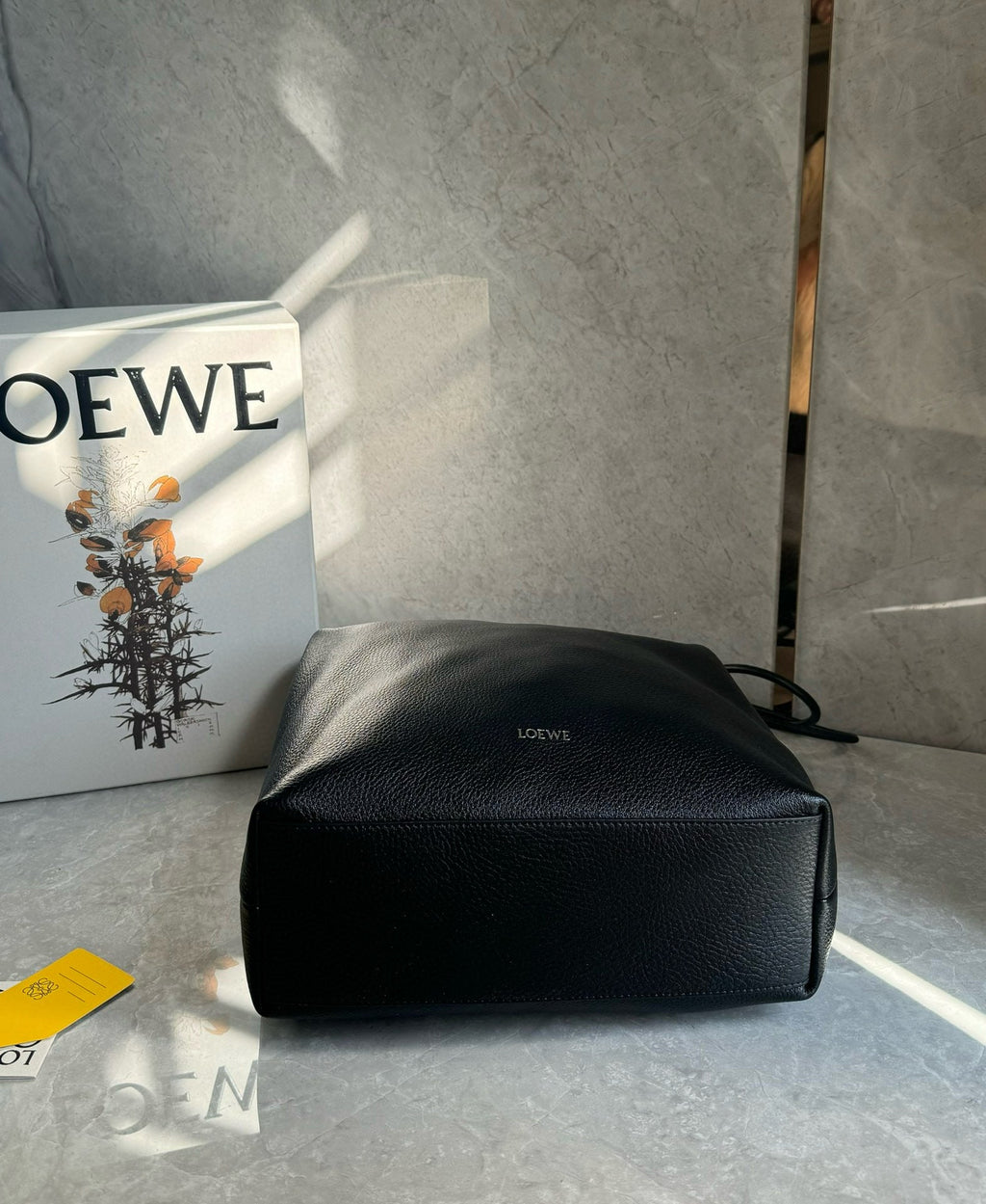 LW Pebble Hobo