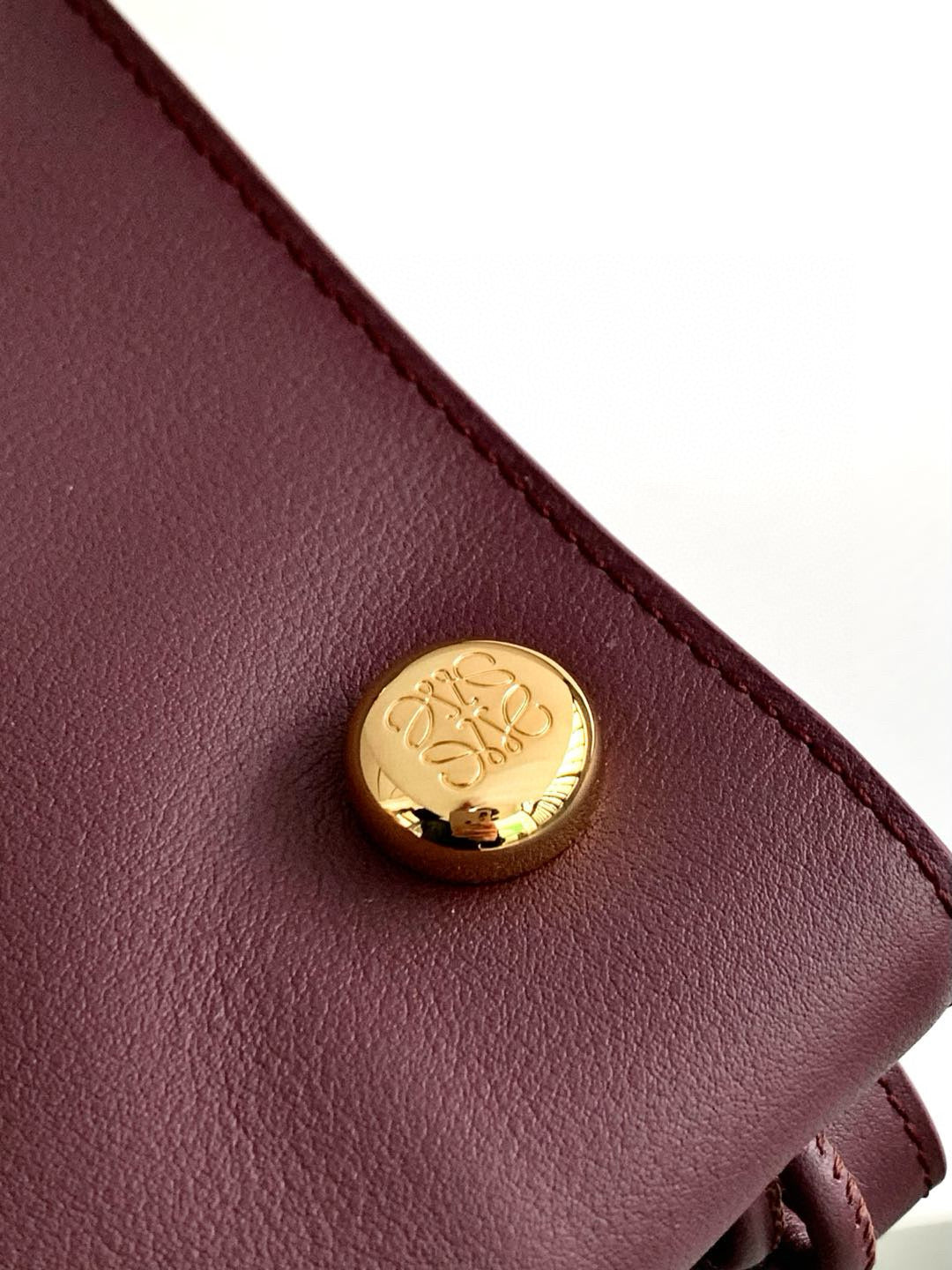 LW Pebble Leather