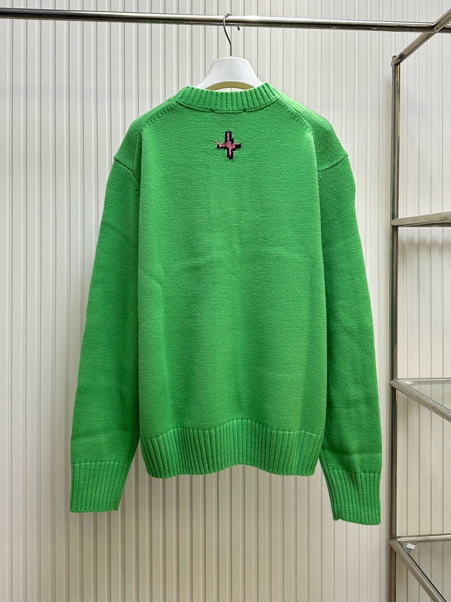 CD Sweater