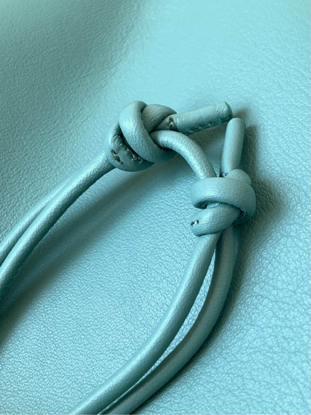 LW Pebble Leather