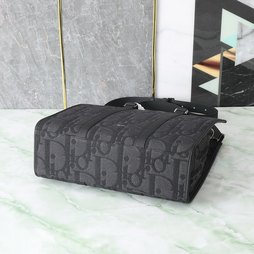 CD East-West Tote Bag