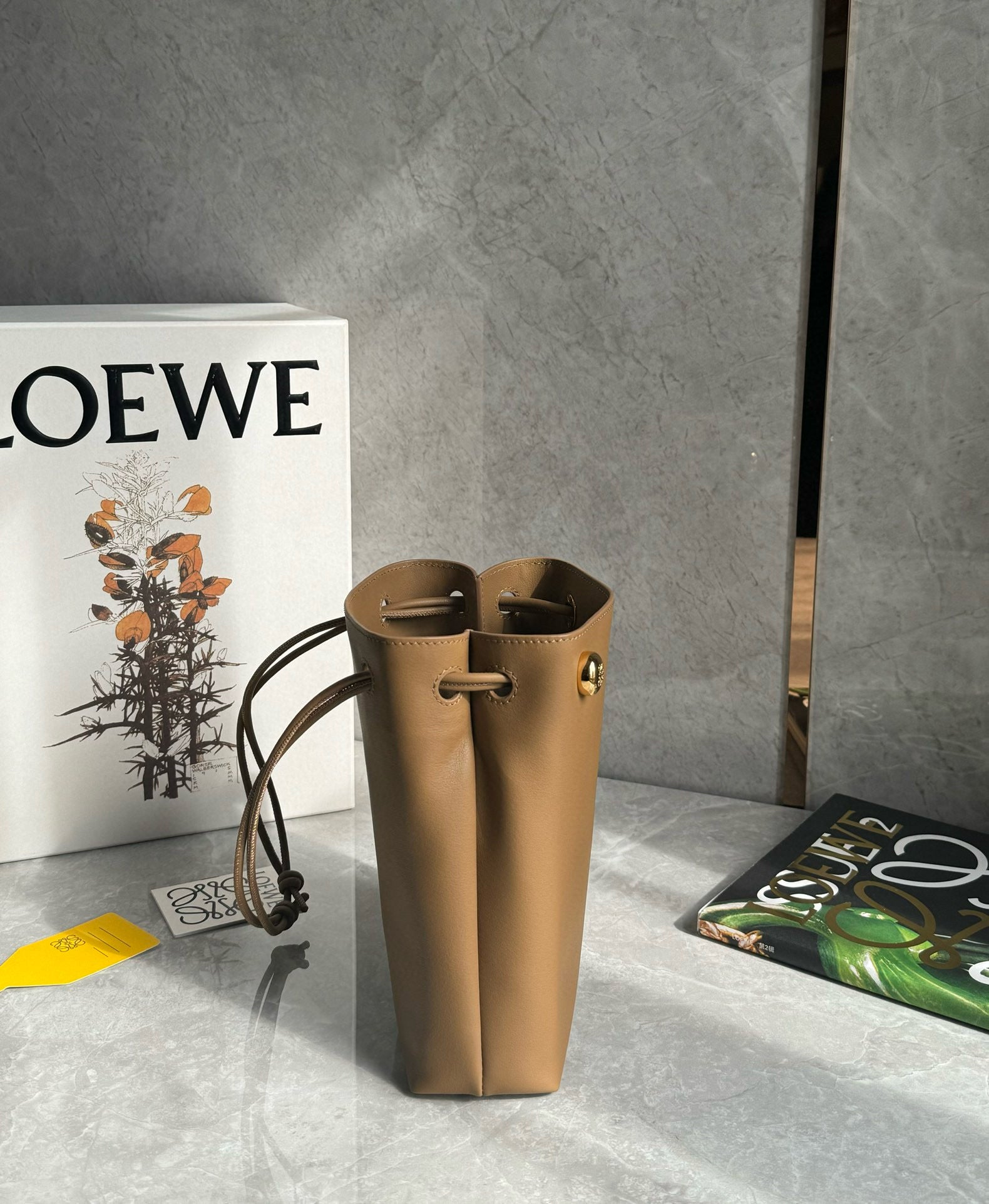 LW Pebble Leather