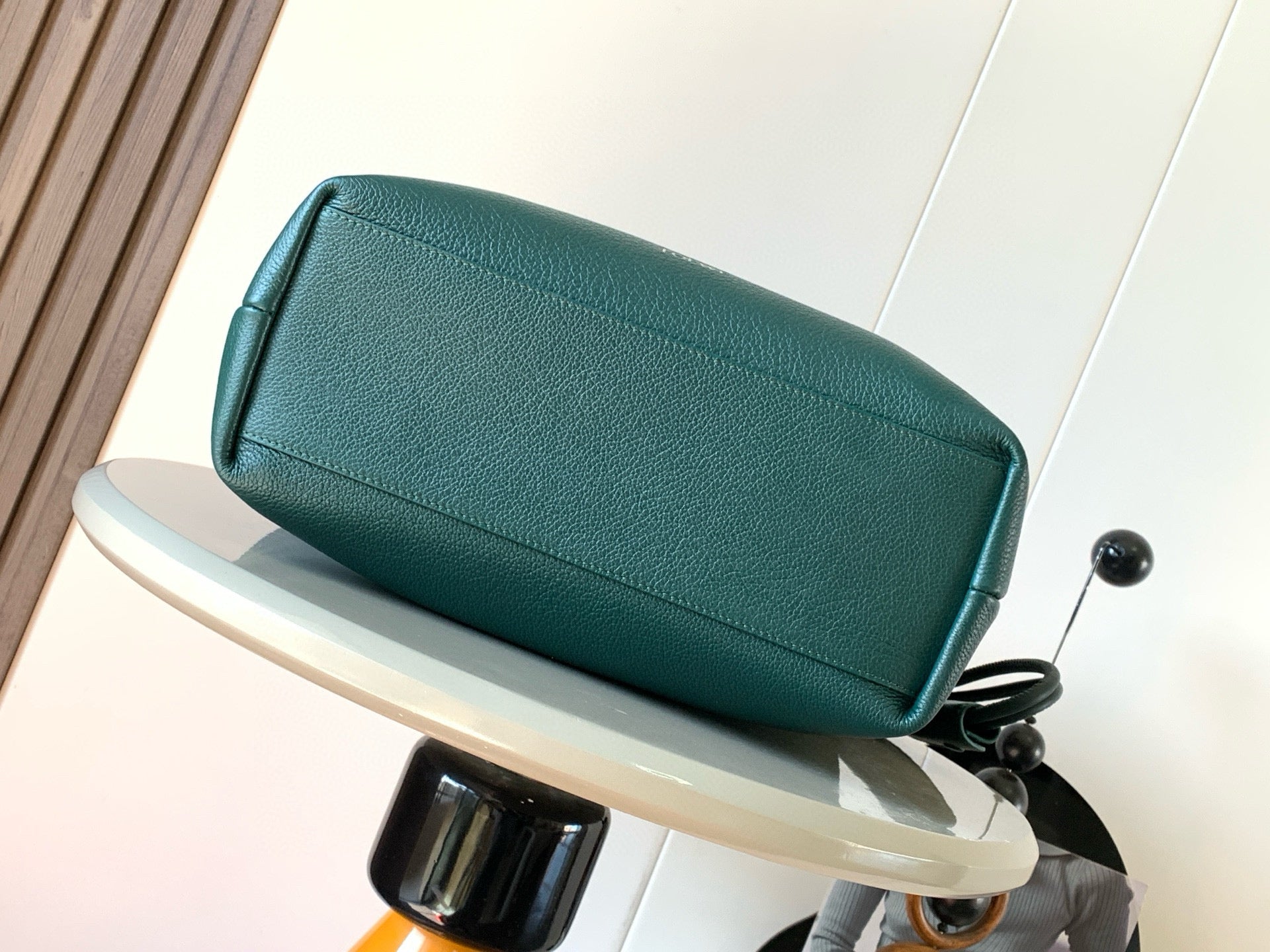 LW Pebble Leather