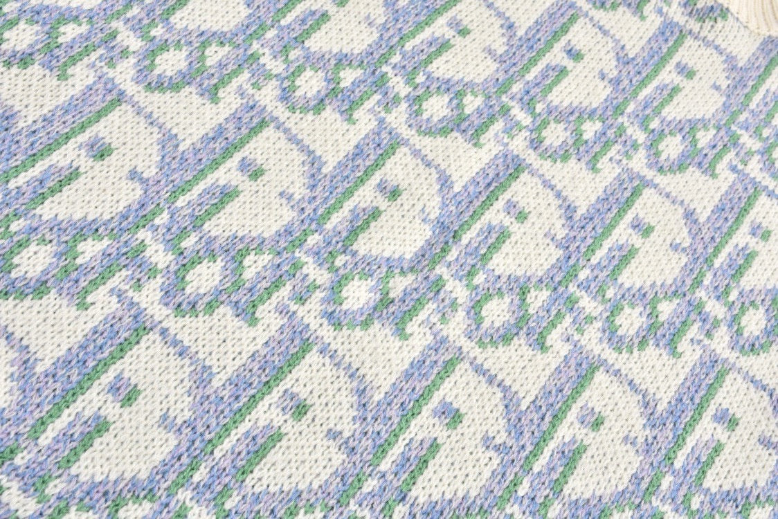 CD Sweater