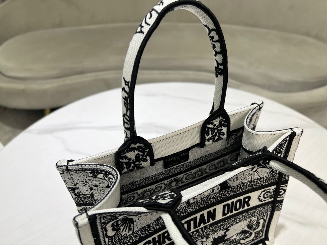 CD Book Tote