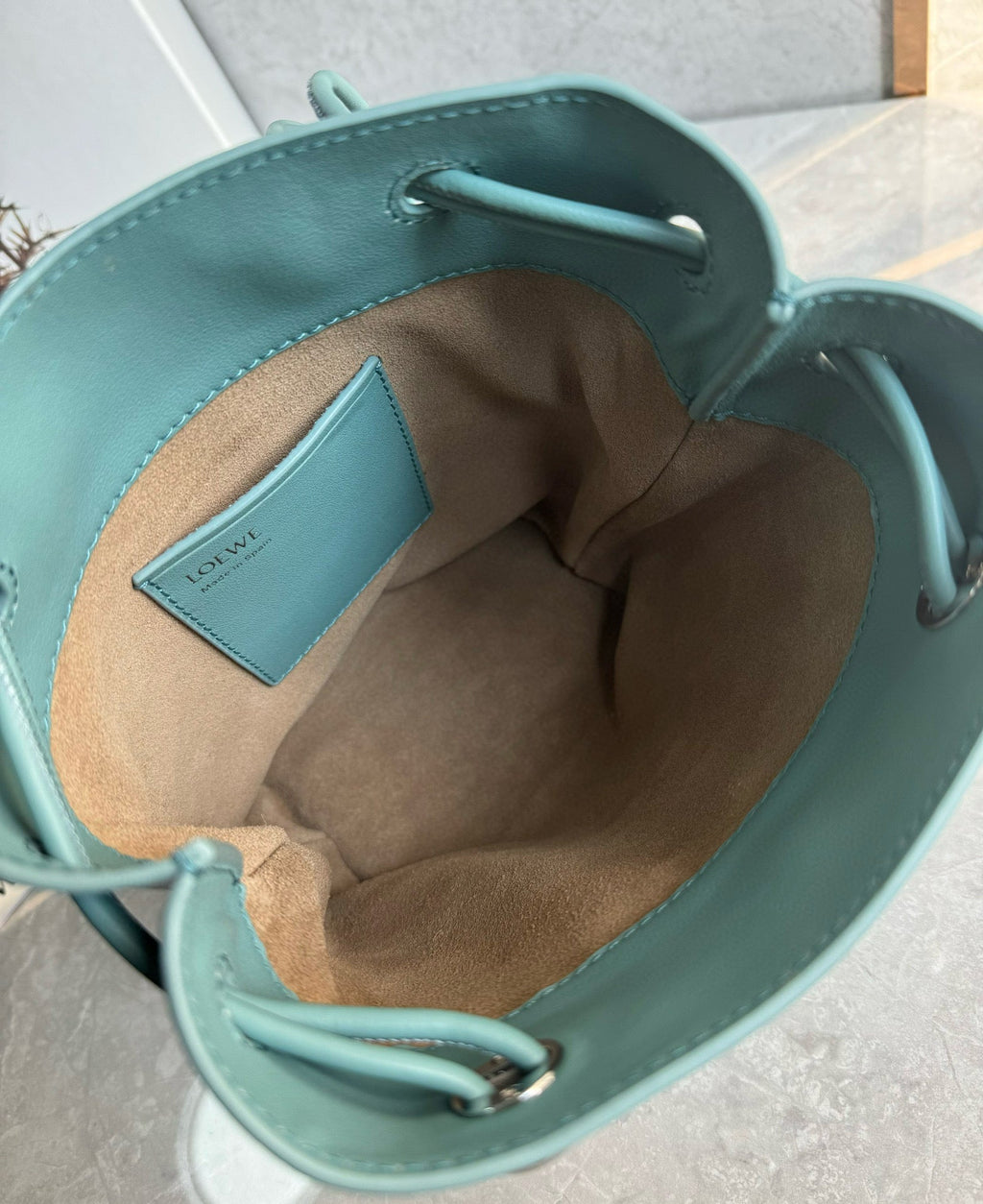 LW Pebble Leather
