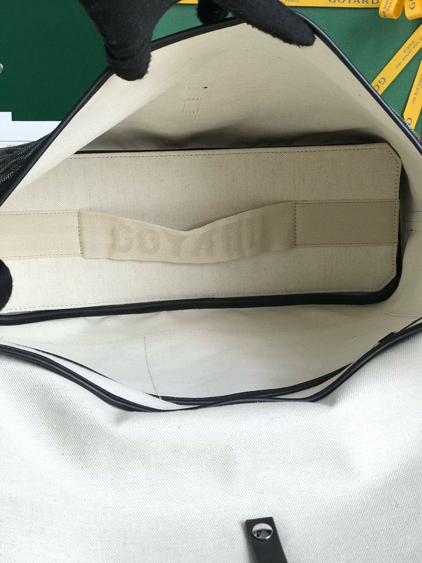 GYD Messenger Bag