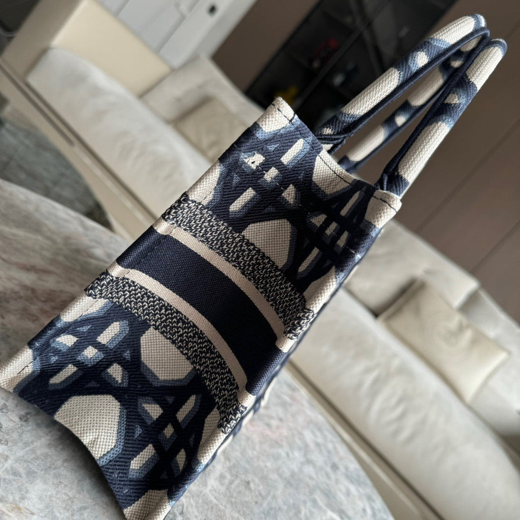 CD Book Tote