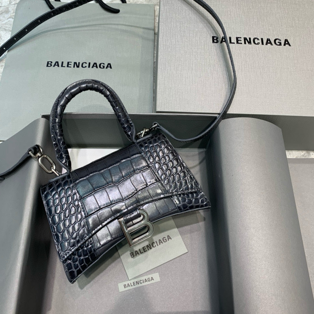 BLC Hourglass Mini