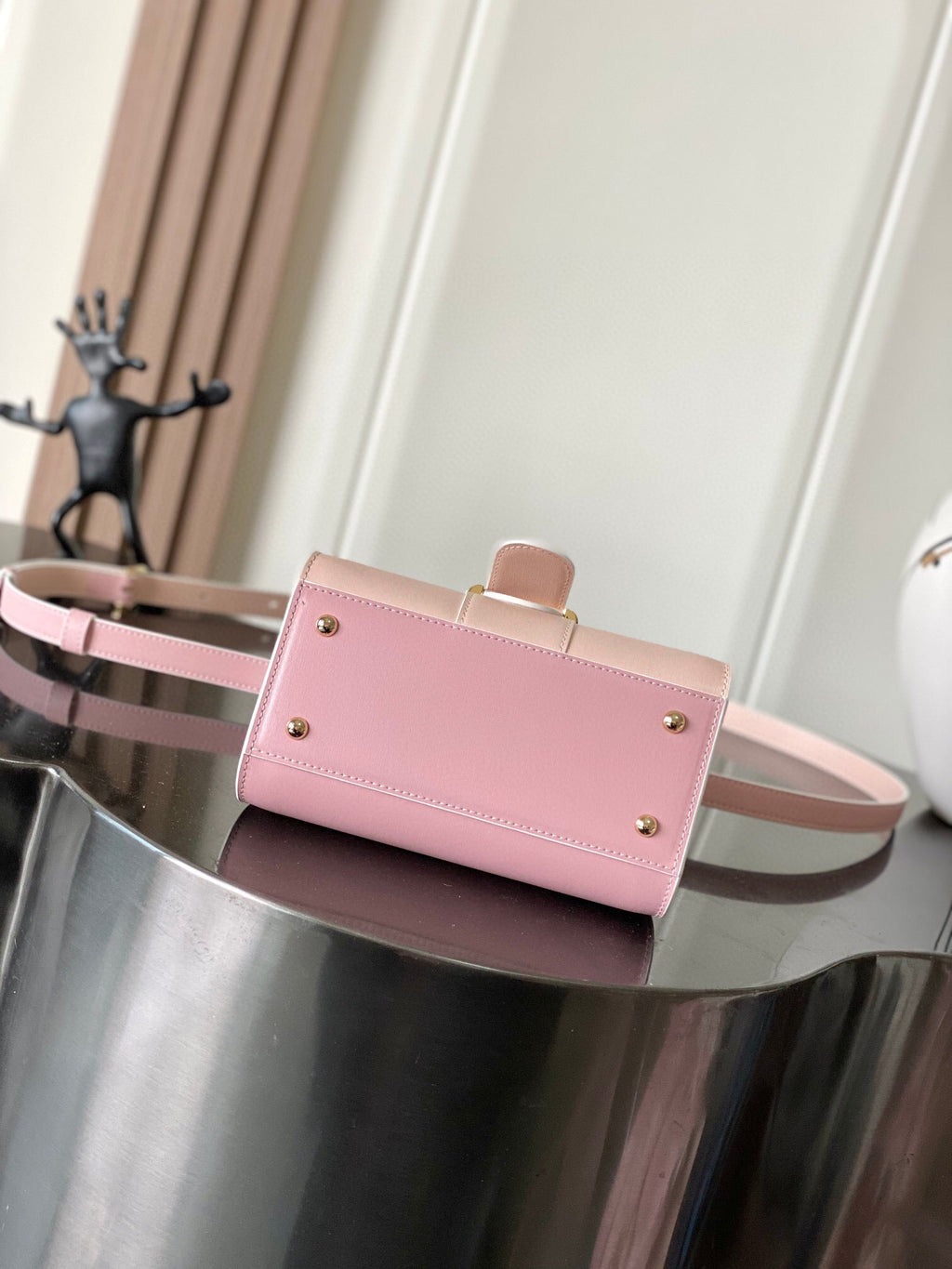 DLV Sling Bag