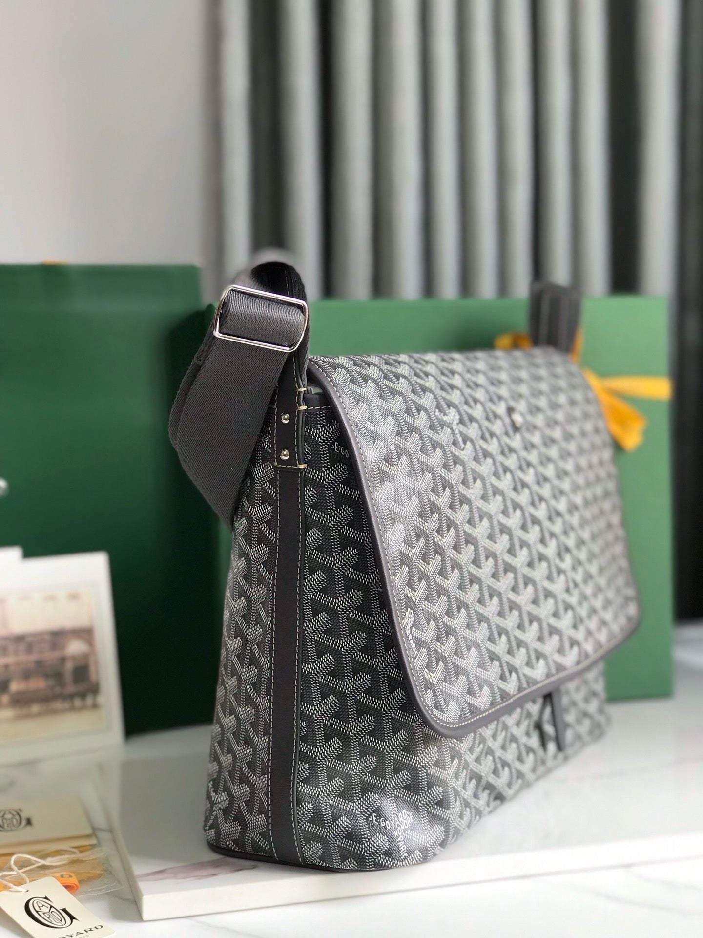 GYD Messenger Bag