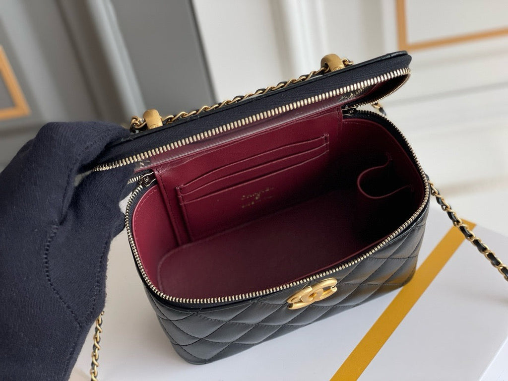 CNL 24C Vanity Bag