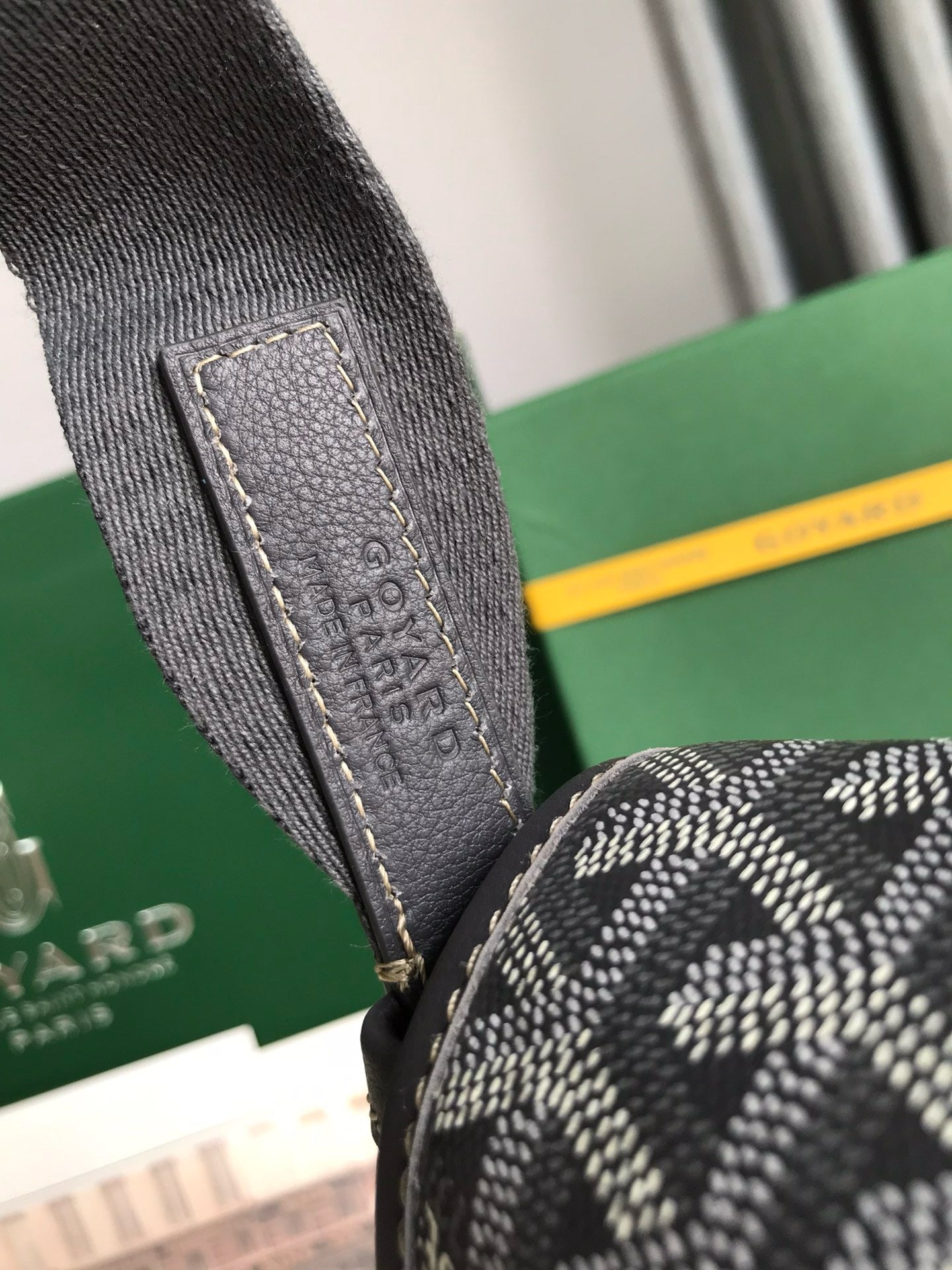 GYD Messenger Bag