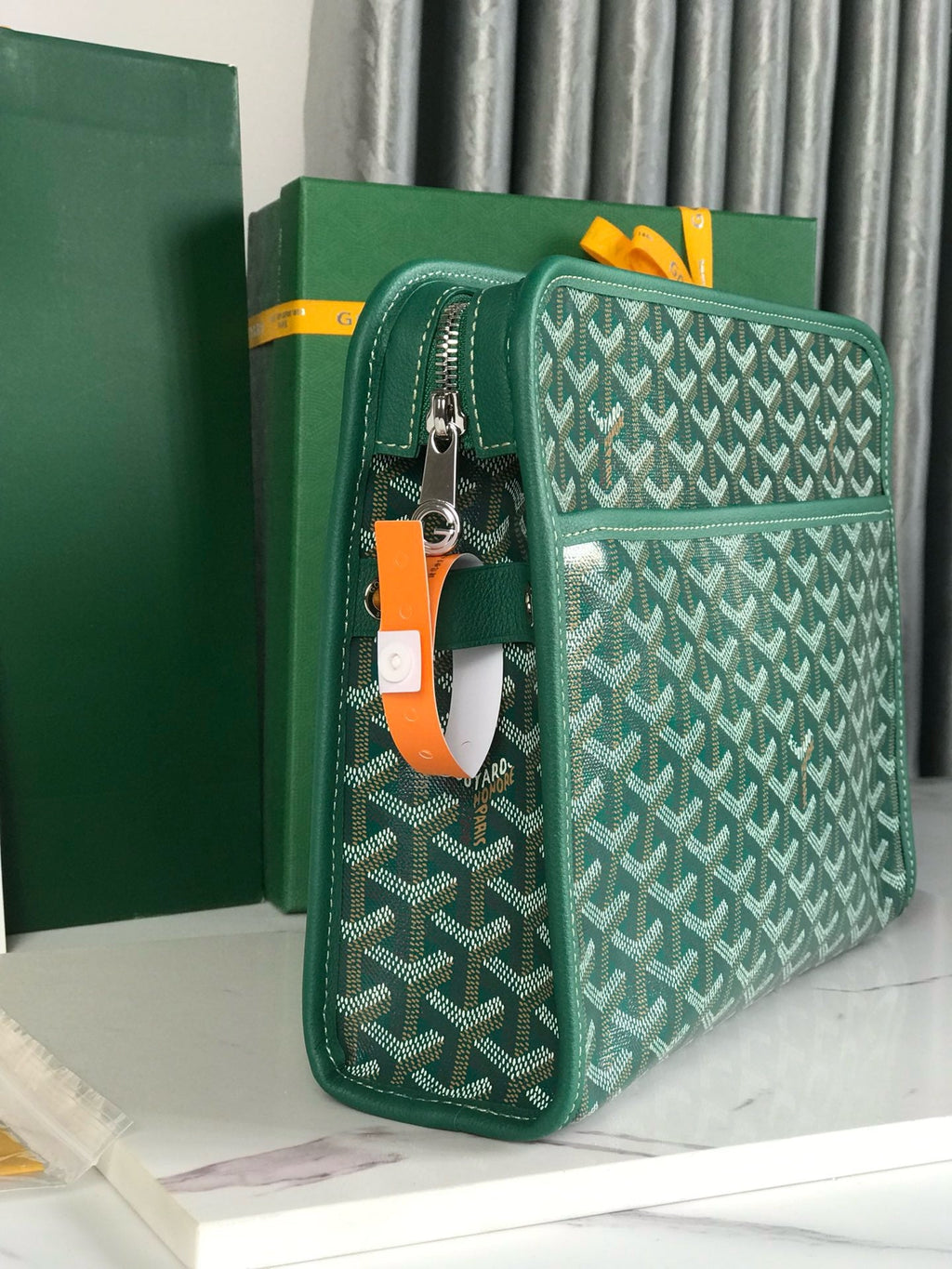 GYD Jouvence Toiletry Bag