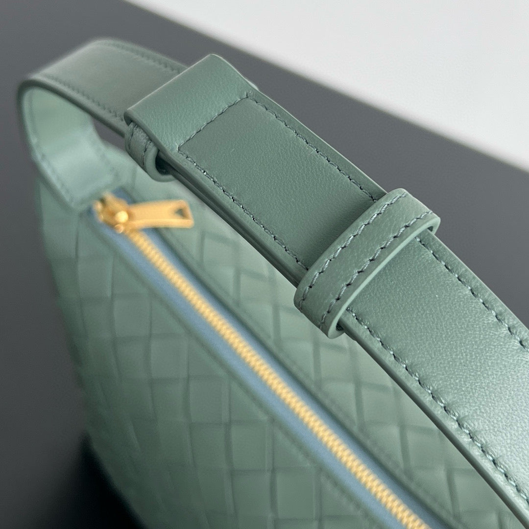 BTV Wallace Bag