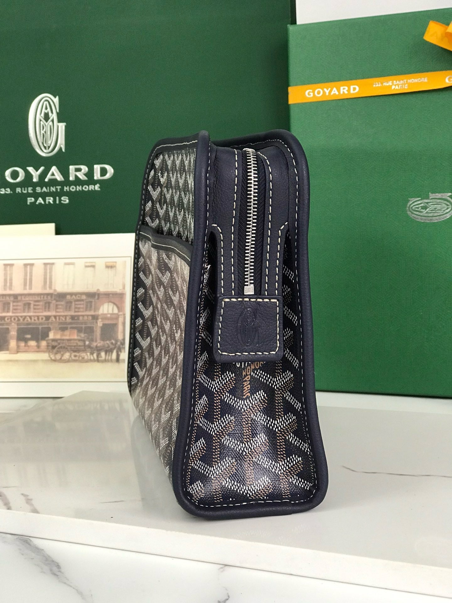 GYD Jouvence Toiletry Bag