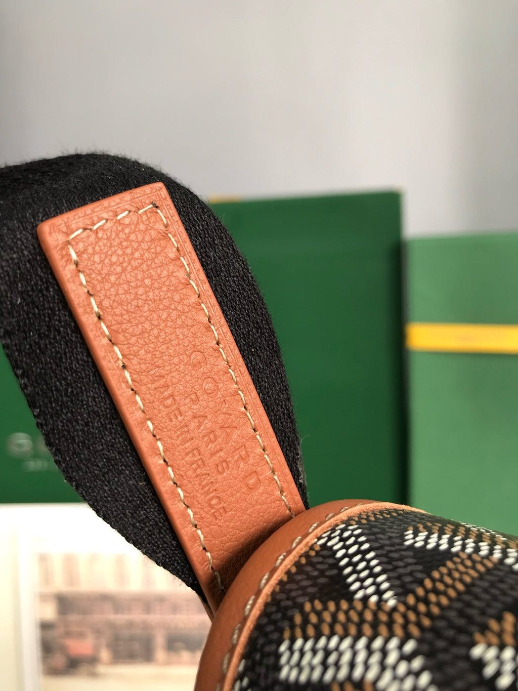 GYD Messenger Bag