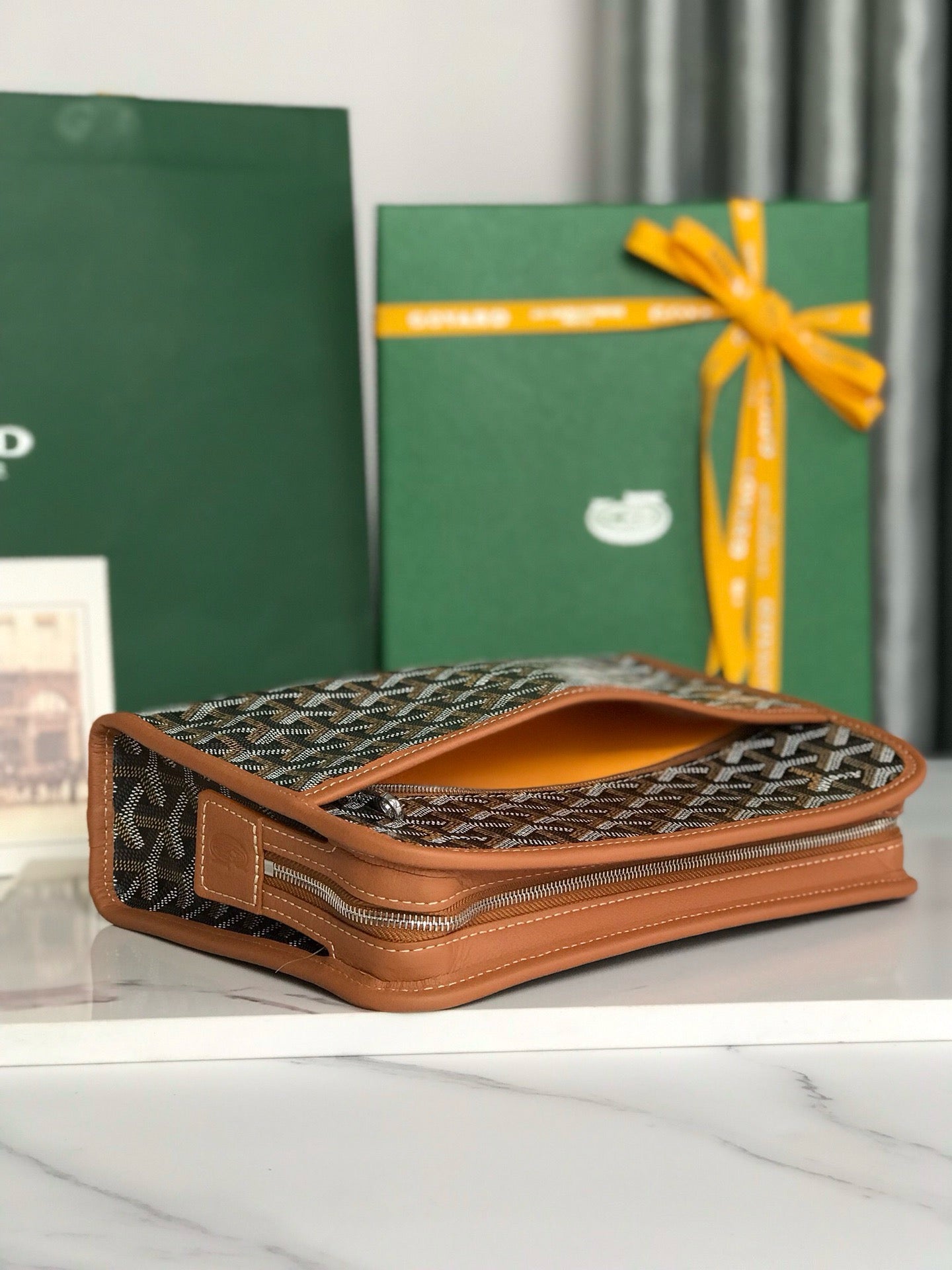 GYD Jouvence Toiletry Bag