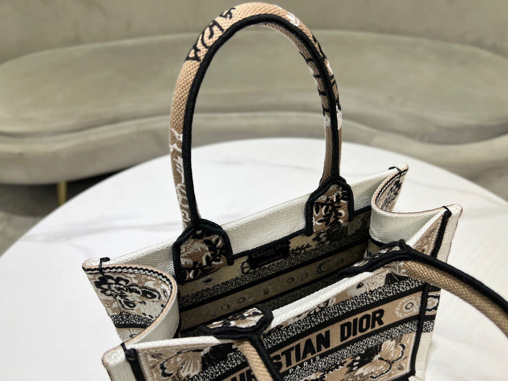 CD Book Tote