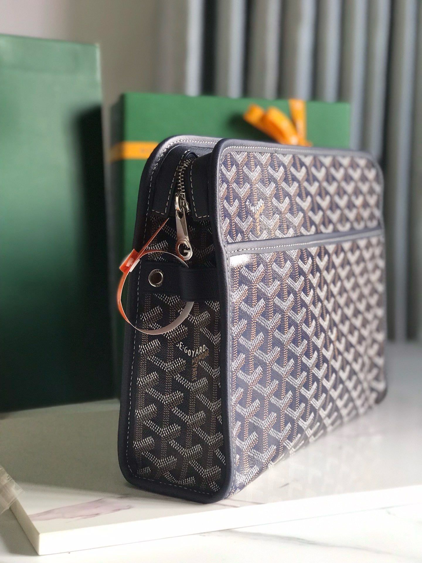 GYD Jouvence Toiletry Bag