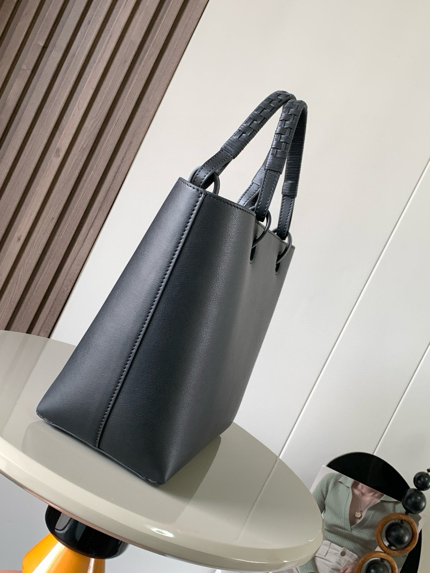 LW Anagram Tote