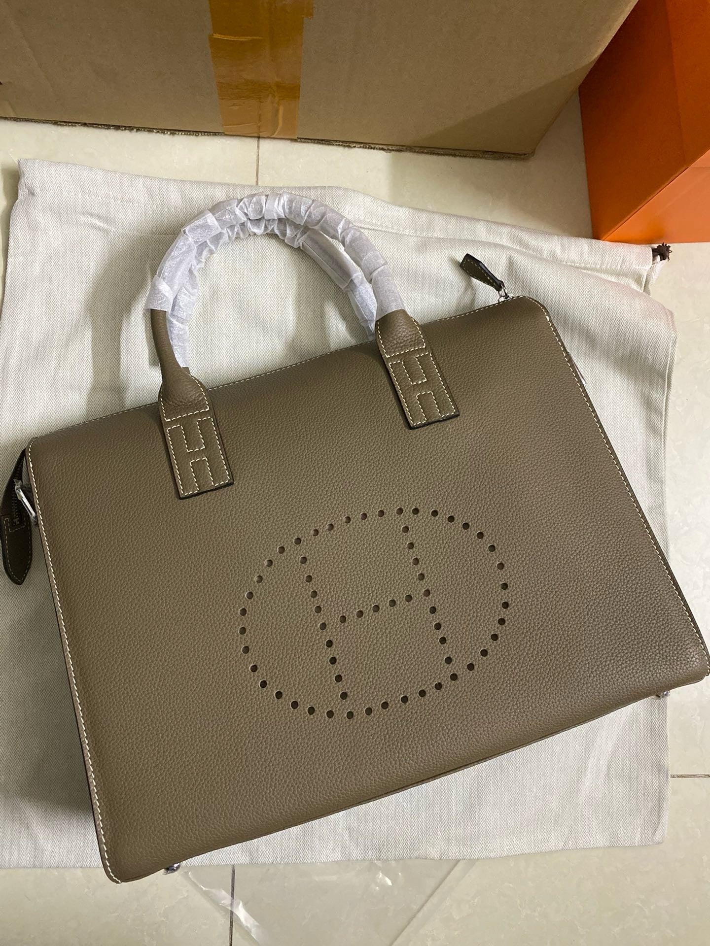 HMS Briefcase