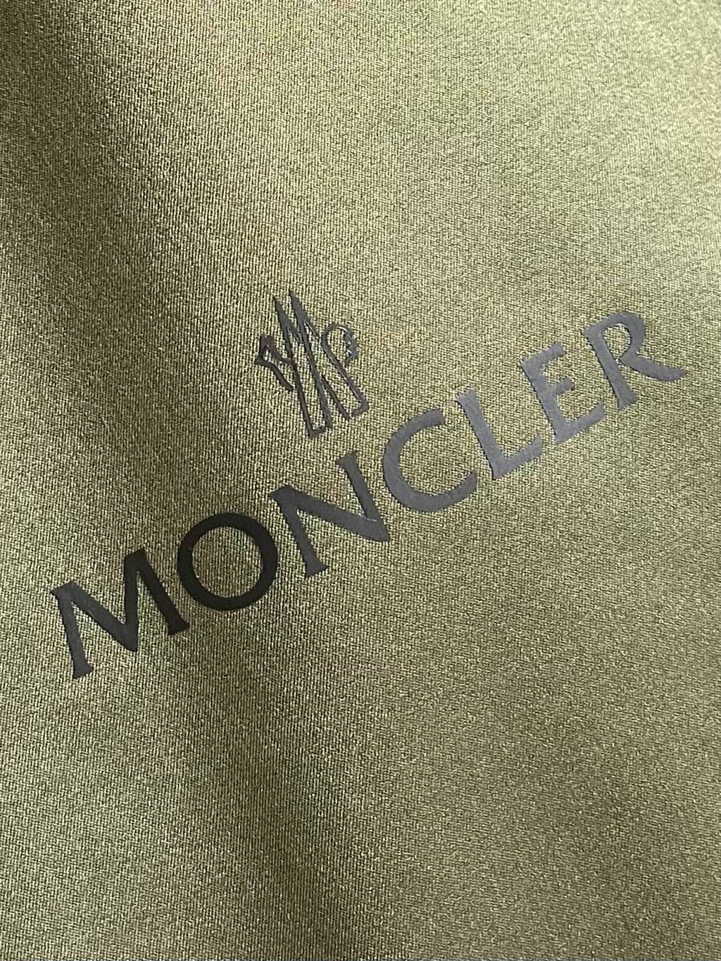MNC Windbreaker