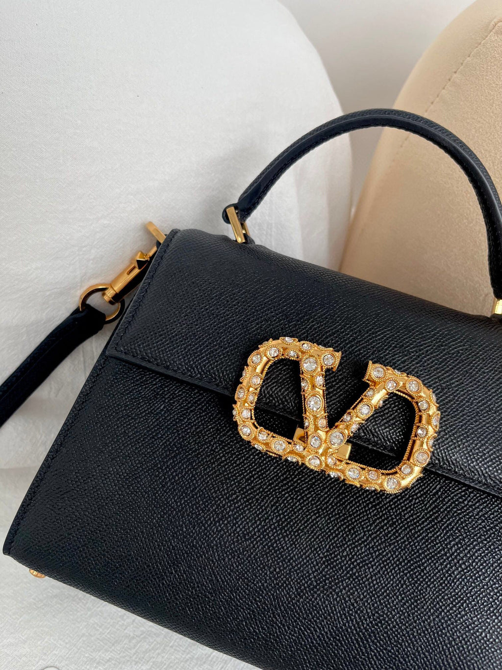 VLT Sling Bag