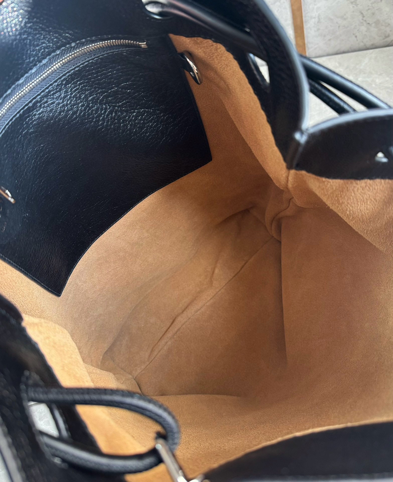 LW Pebble Hobo