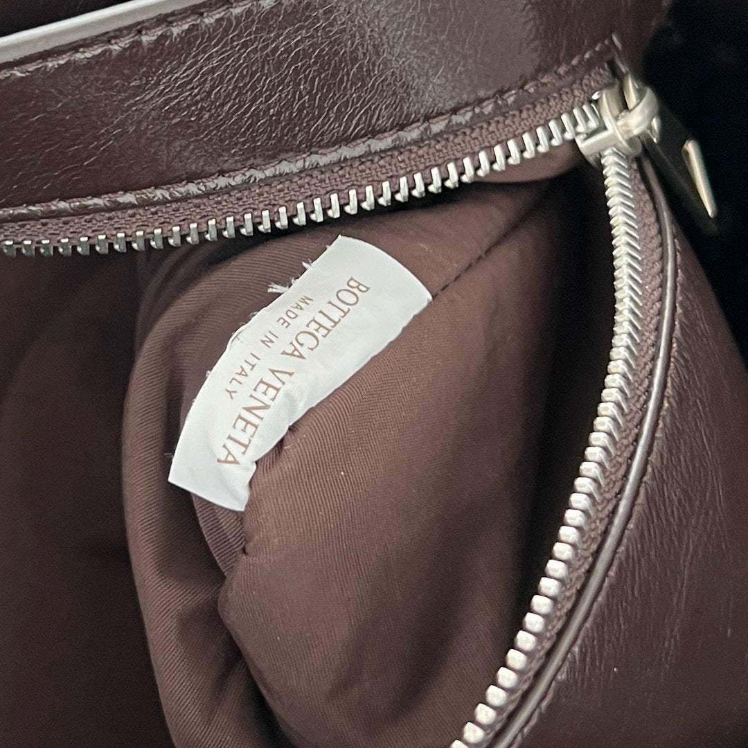 BTV Rumple Messenger Bag