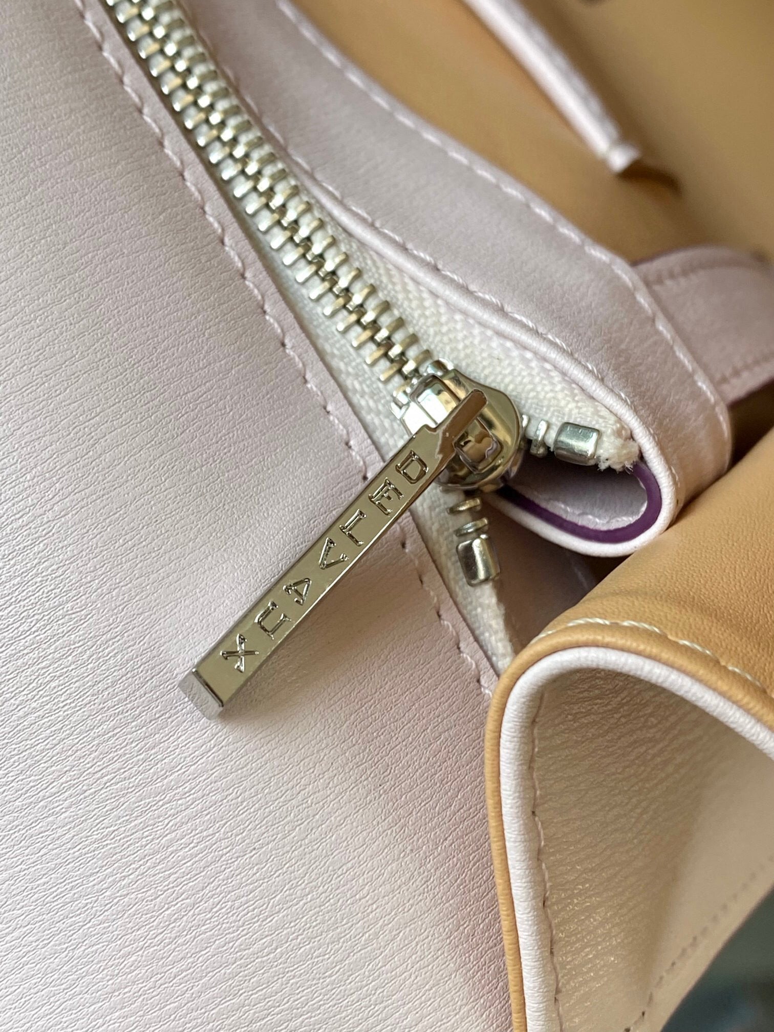 DLV Sling Bag