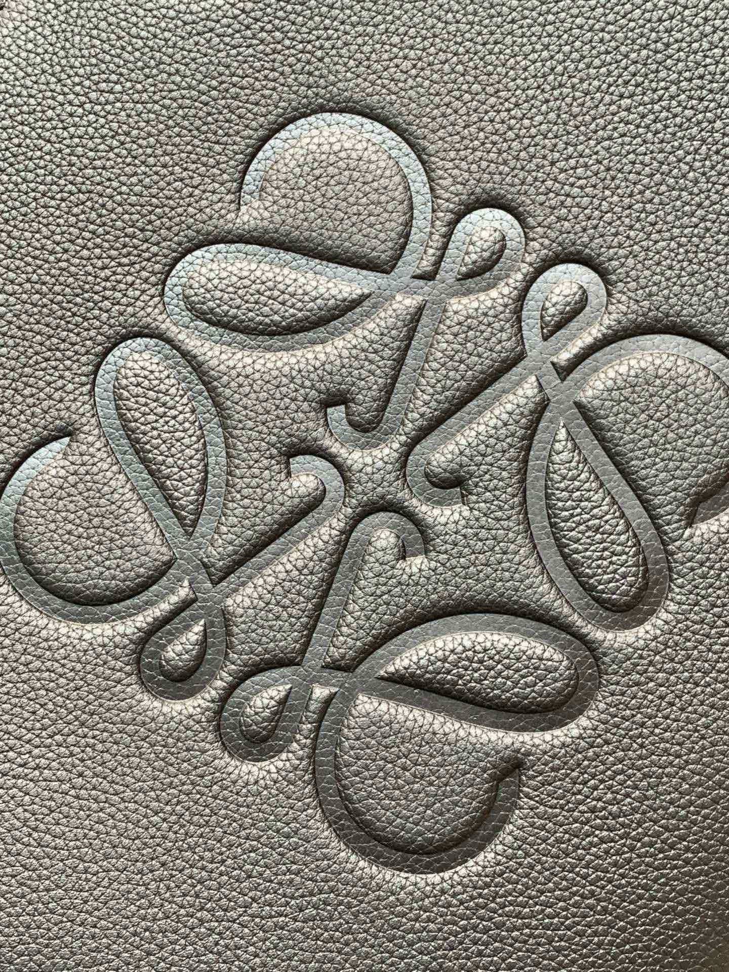LW Anagram Tote