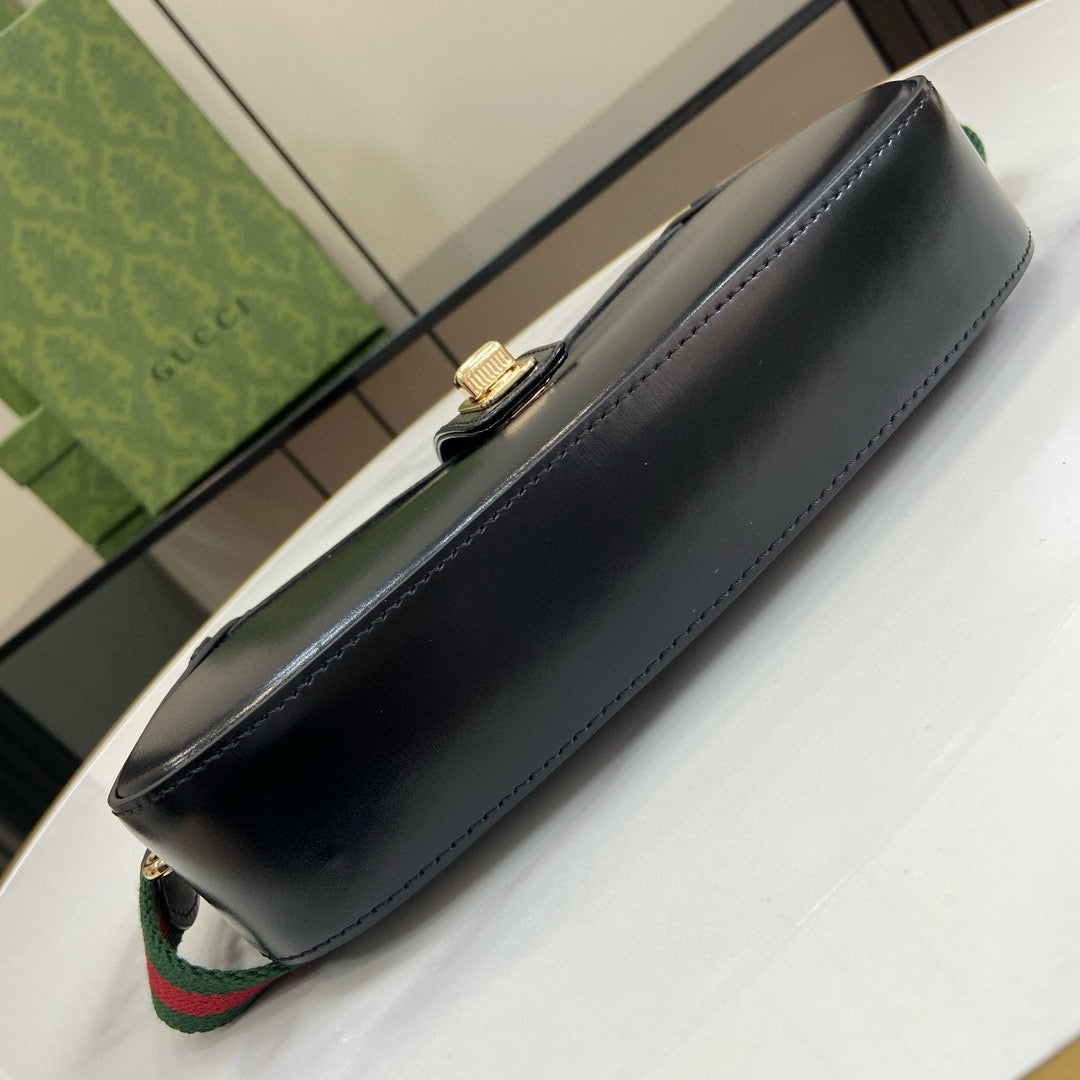 GC Shoulder Bag