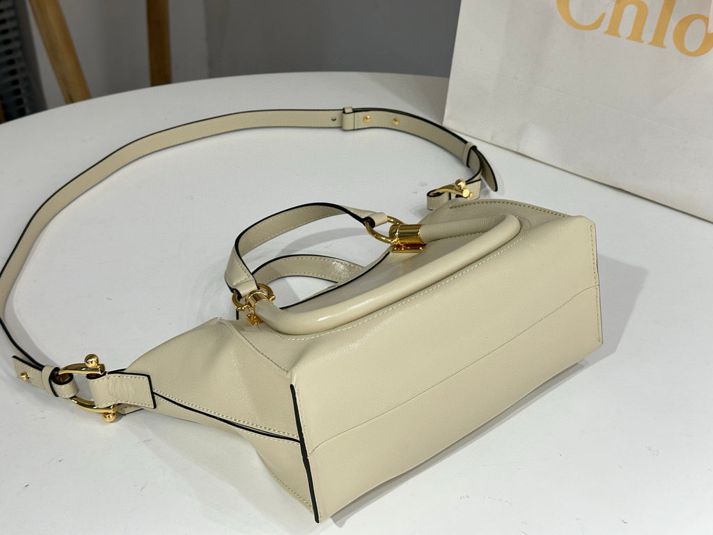 CHL Marcie Hobo