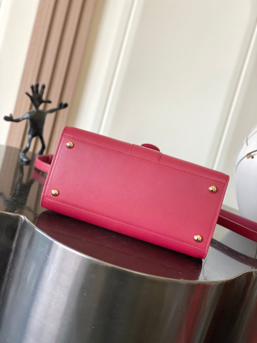 DLV Sling Bag