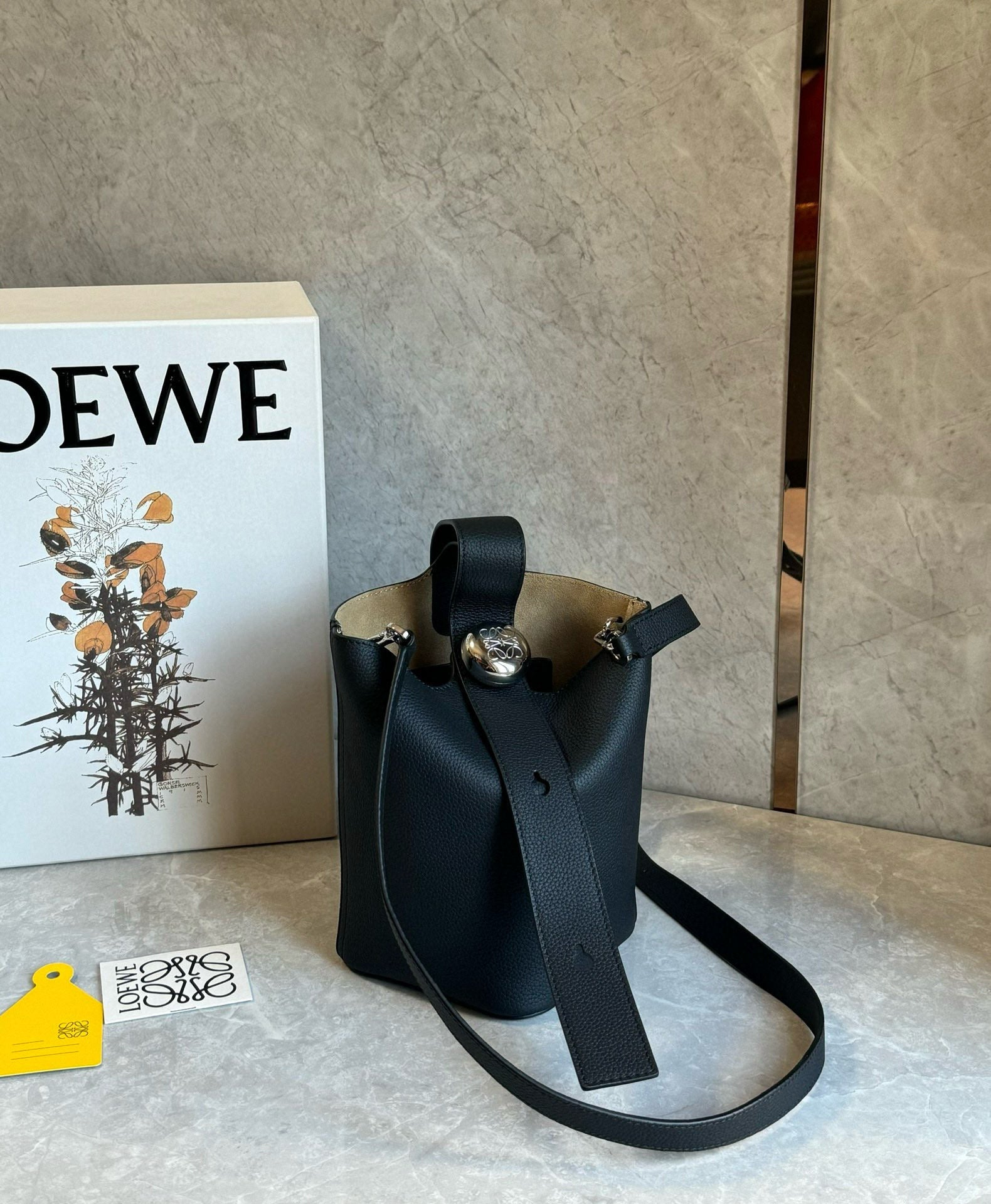 LW Mini Pebble