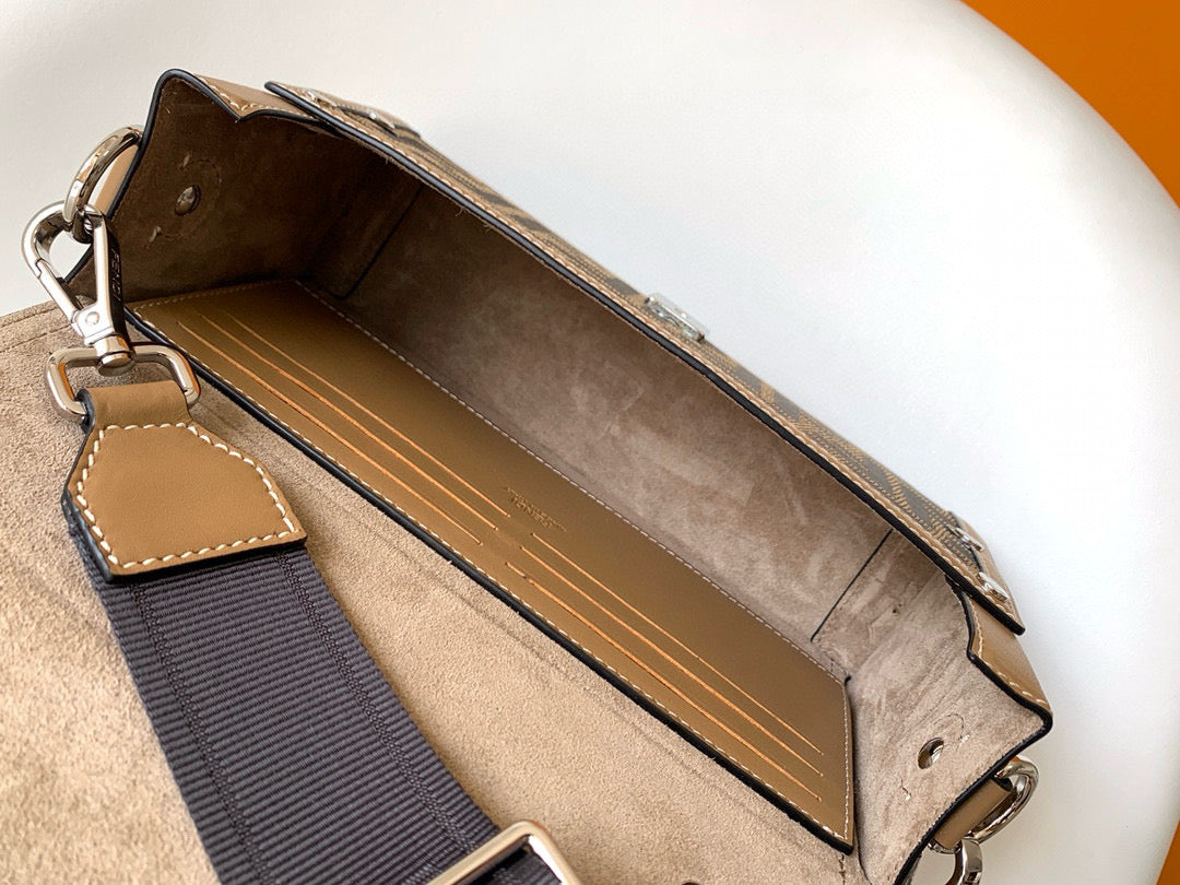 FD Baguette Soft Trunk