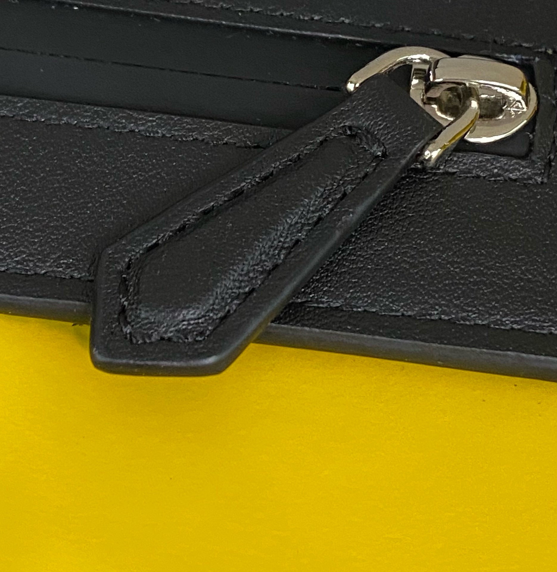 FD Messenger Bag