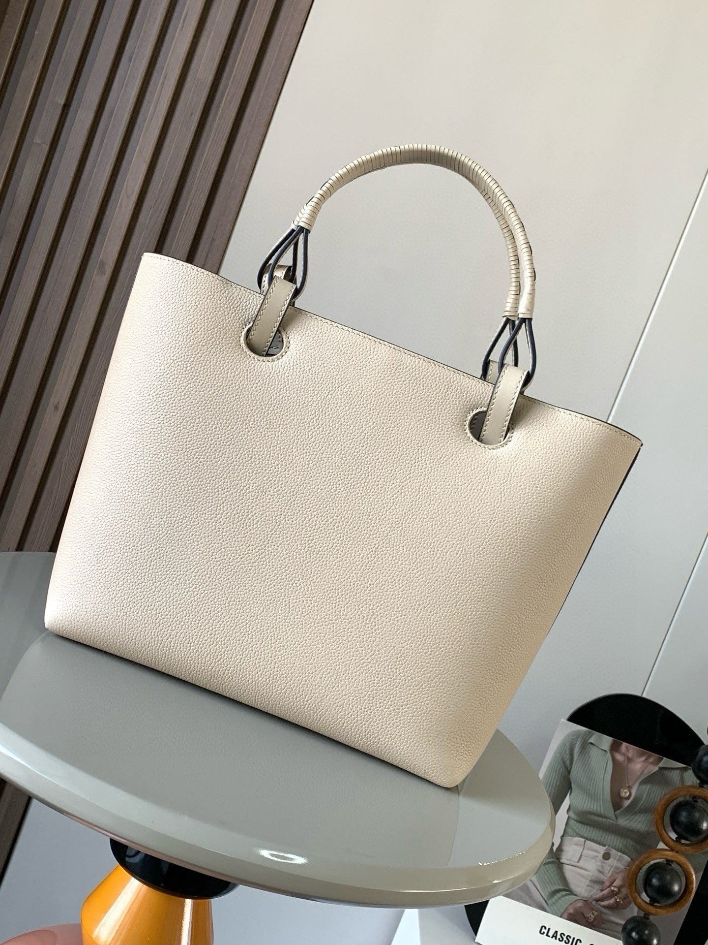 LW Anagram Tote